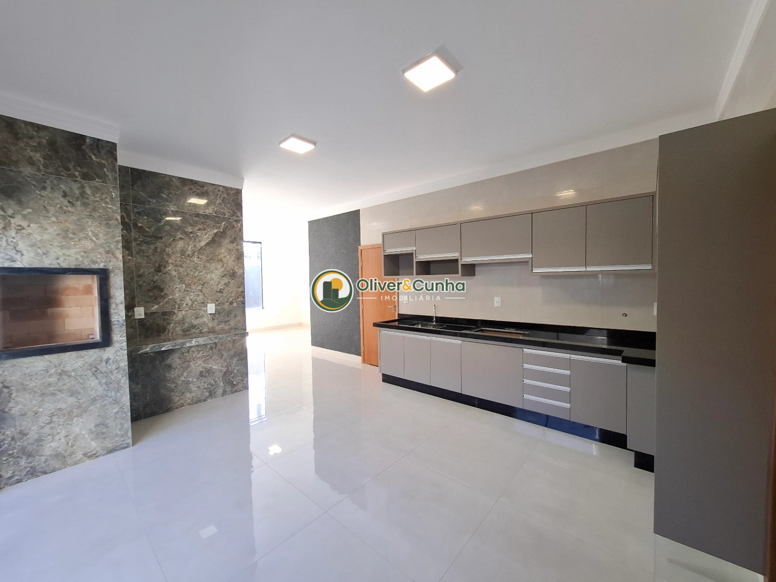 Casa à Venda - 3 Dormitórios e 1 Suíte - Jardim Residencial Portal do Sol, Votuporanga - Foto 4