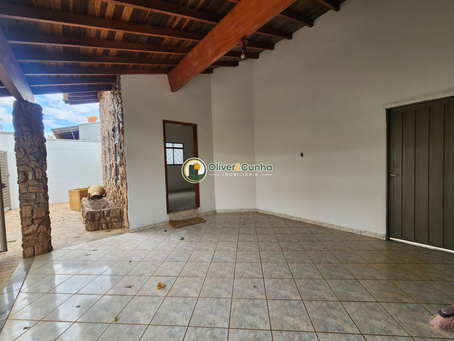 Casa à Venda - 3 Dormitórios e 1 Suíte - Chácara Aviação, Votuporanga - Foto 3