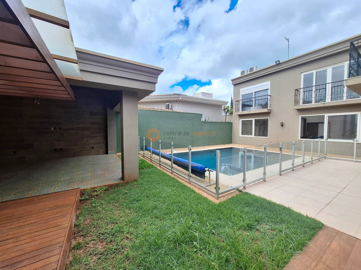 Sobrado à Venda com 3 Suítes - Residencial Jardins Athenas, Votuporanga - Foto 2