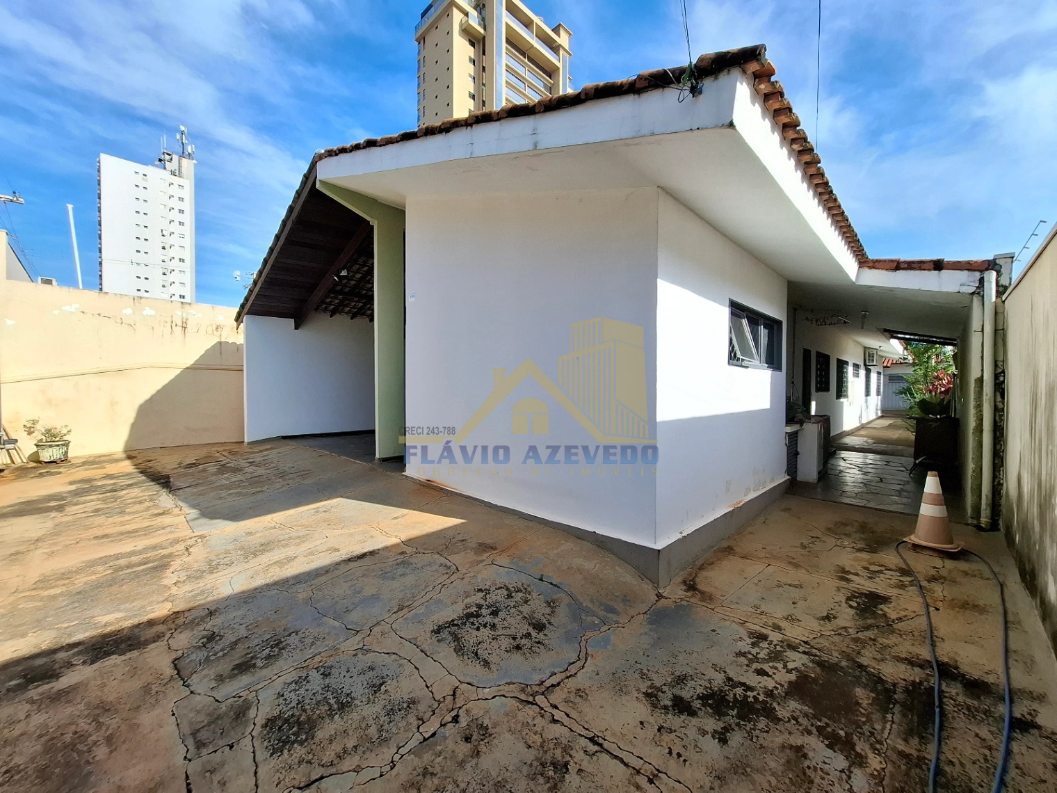 Casa Residencial para Venda com 5 Vagas - Centro, Votuporanga - Foto 4