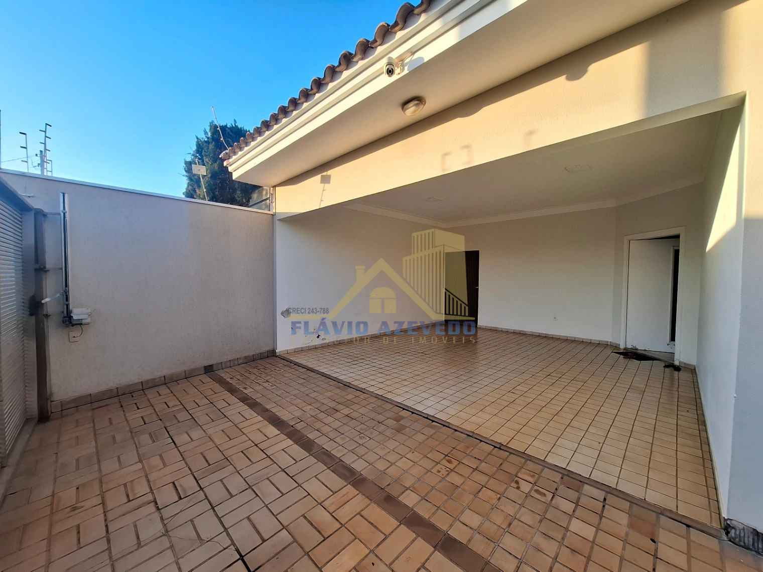Casa à Venda - 3 Dormitórios e 1 Suíte - Chácara Aviação, Votuporanga - Foto 2