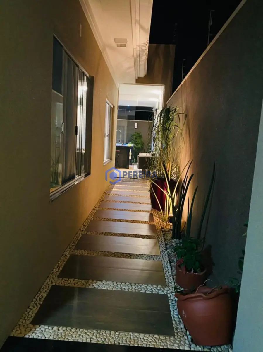 Casa à Venda - 3 Dormitórios e 1 Suíte - Conj Hab Jamir D'Antônio, Votuporanga - Foto 4