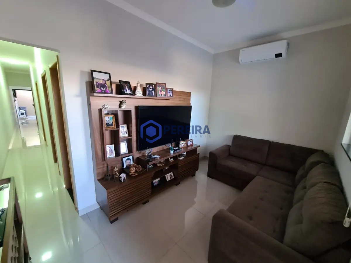 Casa à Venda - 3 Dorms e 1 Suíte - Parque Santa Felícia, Votuporanga - Foto 3