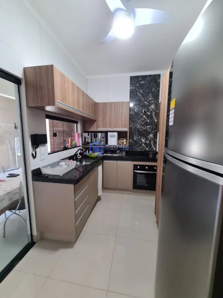 Casa à Venda - 3 Dorms e 1 Suíte - Parque Santa Felícia, Votuporanga - Foto 4