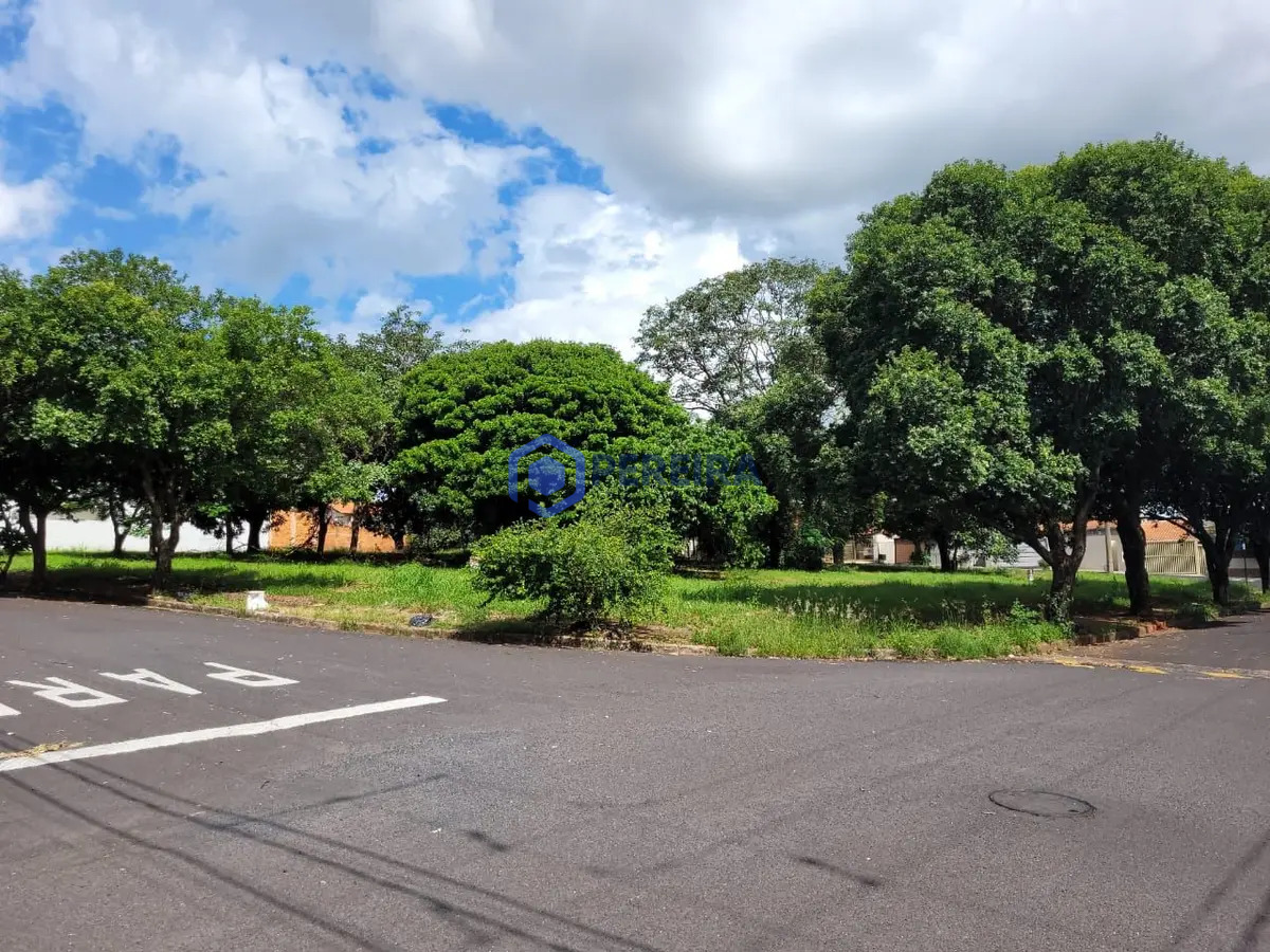 Terreno à Venda - 125m² - Jardim dos Pinheiros, Votuporanga - Foto principal