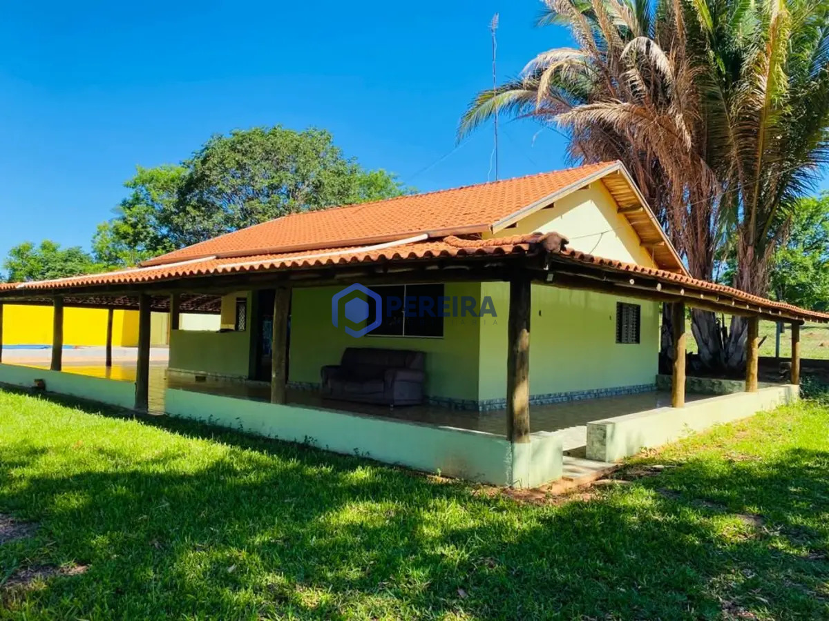 Chácara com 2 dormitórios à venda, 20000 m² por R$ 650.000,00 - Zona Rural - Votuporanga/SP - Foto principal
