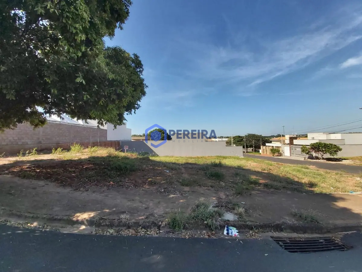 Terreno à venda, 180 m² por R$ 150.000,00 - San Remo - Votuporanga/SP - Foto principal
