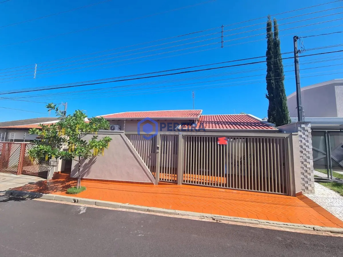 Casa com 3 dormitórios à venda, 145 m² por R$ 600.000,00 - Jardim Bom Clima - Votuporanga/SP - Foto principal