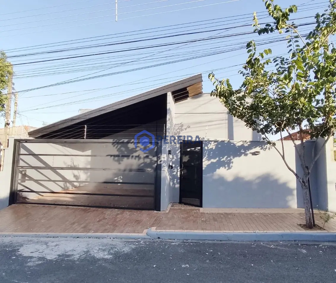 Casa encantadora à venda na Vila Paes - Foto 2