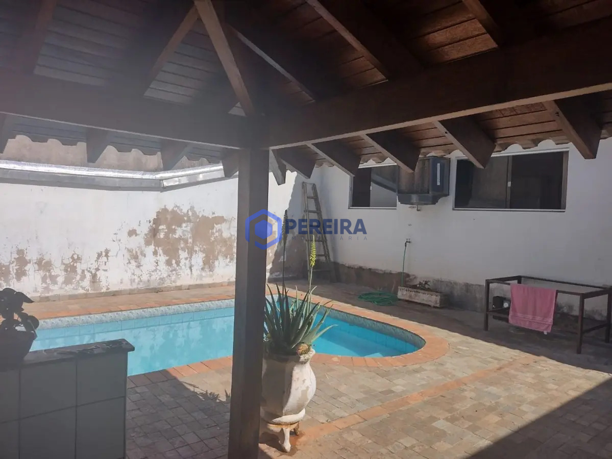 Casa de 3 dormitórios com piscina à venda, 200 m² por R$ 380.000 - Jardim Bom Clima - Votuporanga/SP - Foto 2