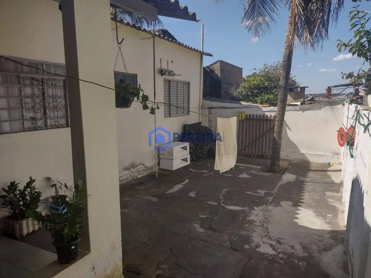 Edícula com 1 dormitório e terreno amplo à venda, 55 m² por R$ 200.000 - Jardim Bom Clima - Votuporanga/SP - Foto 2