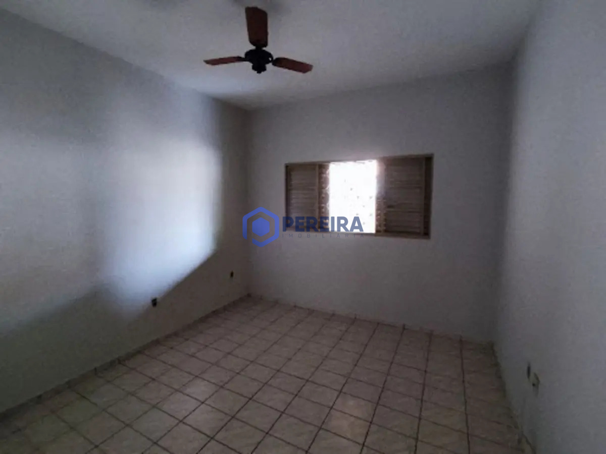 Casa à venda com 3 dormitórios no Jardim Planalto - Foto 5
