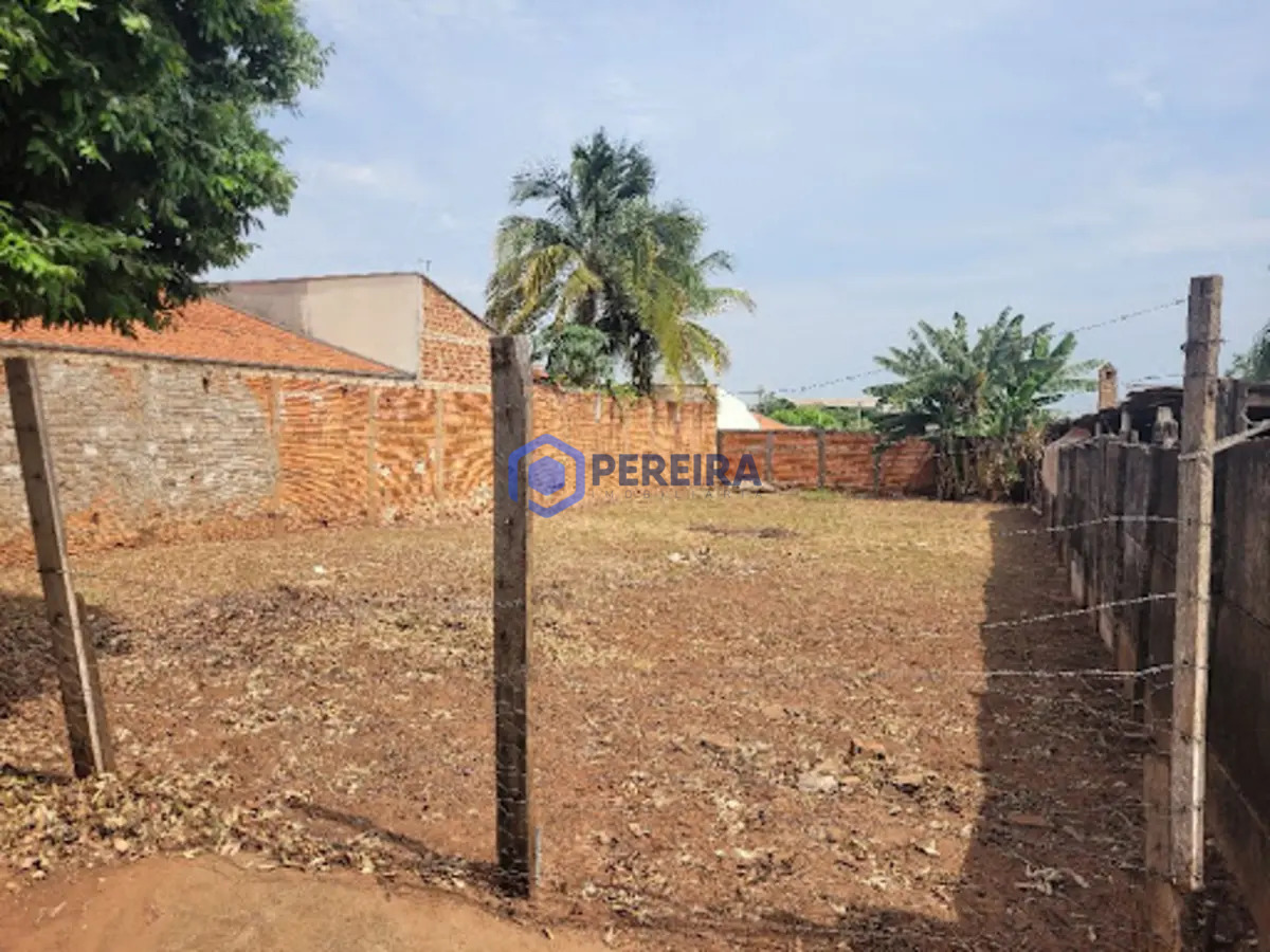 Terreno à venda, 315 m² por R$ 120.000,00 - Pozzobon - Votuporanga/SP - Foto principal