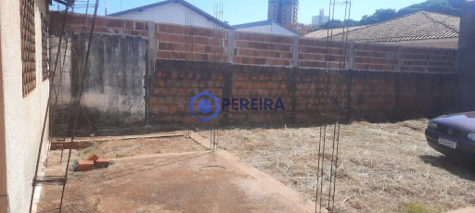 Casa com 2 dormitórios à venda, 400 m² por R$ 240.000,00 - Vila Nova - Votuporanga/SP - Foto 2