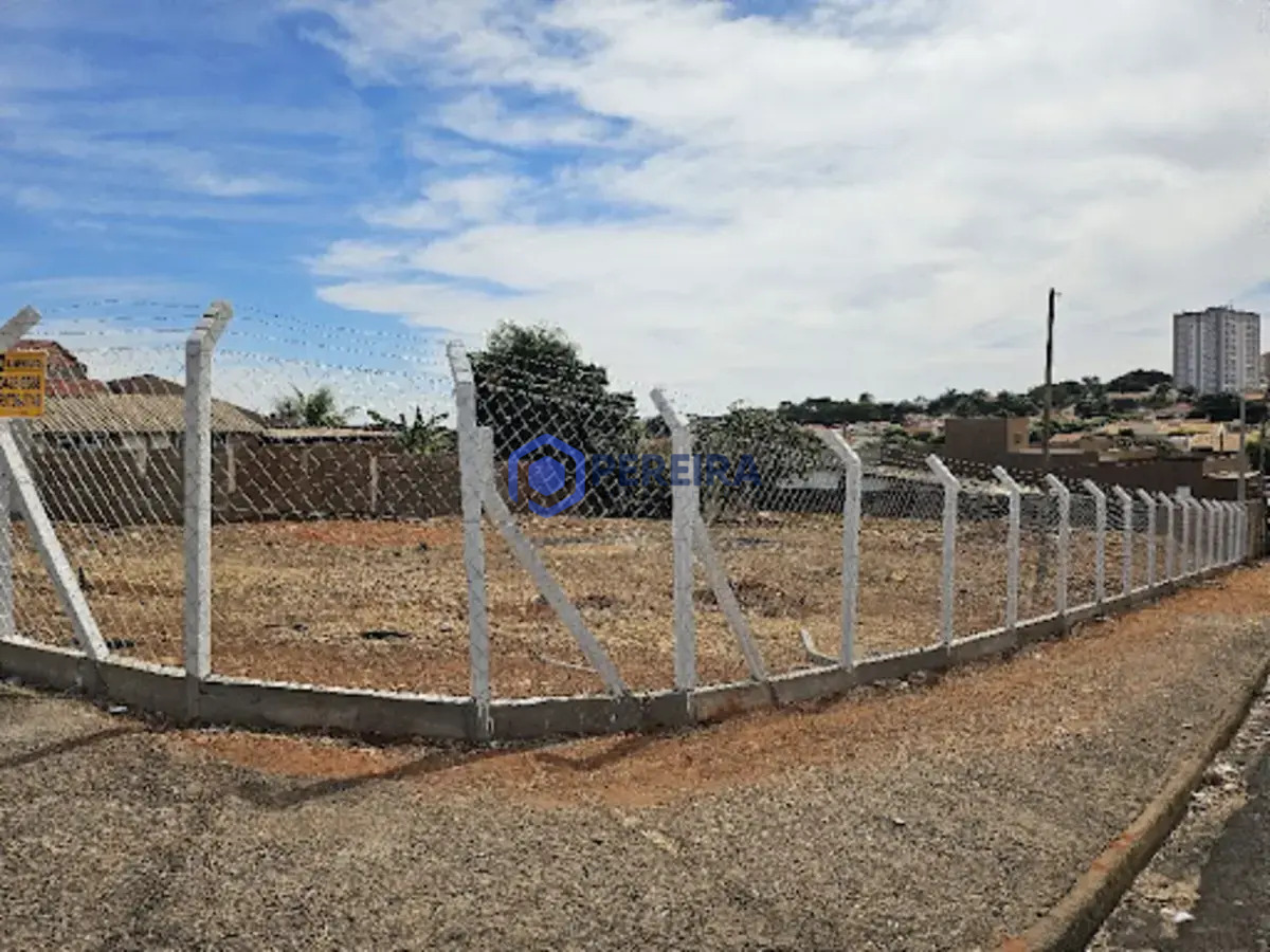 Terreno à venda, 1000 m² por R$ 400.000,00 - Parque Guarani - Votuporanga/SP - Foto 2