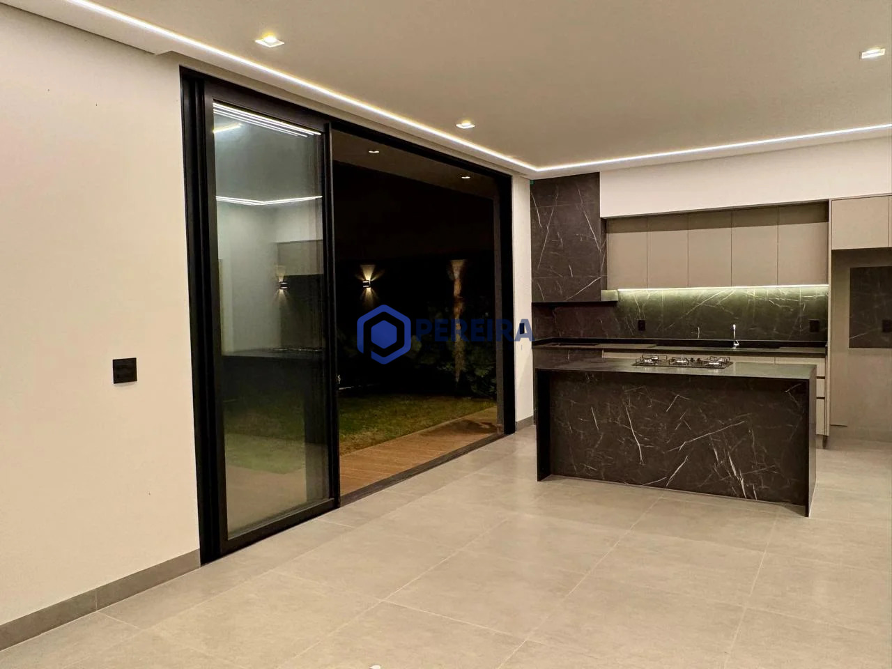 Casa à Venda - 3 Dormitórios e 1 Suíte - De Bortole, Votuporanga - Foto 5