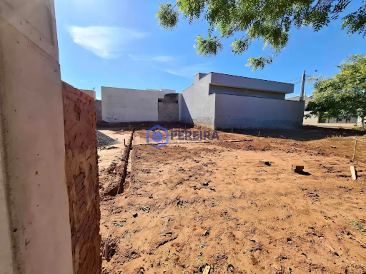 Casa com 3 dormitórios à venda, 118 m² por R$ 375.000,00 - Jardim Belas Águas - Votuporanga/SP - Foto 2