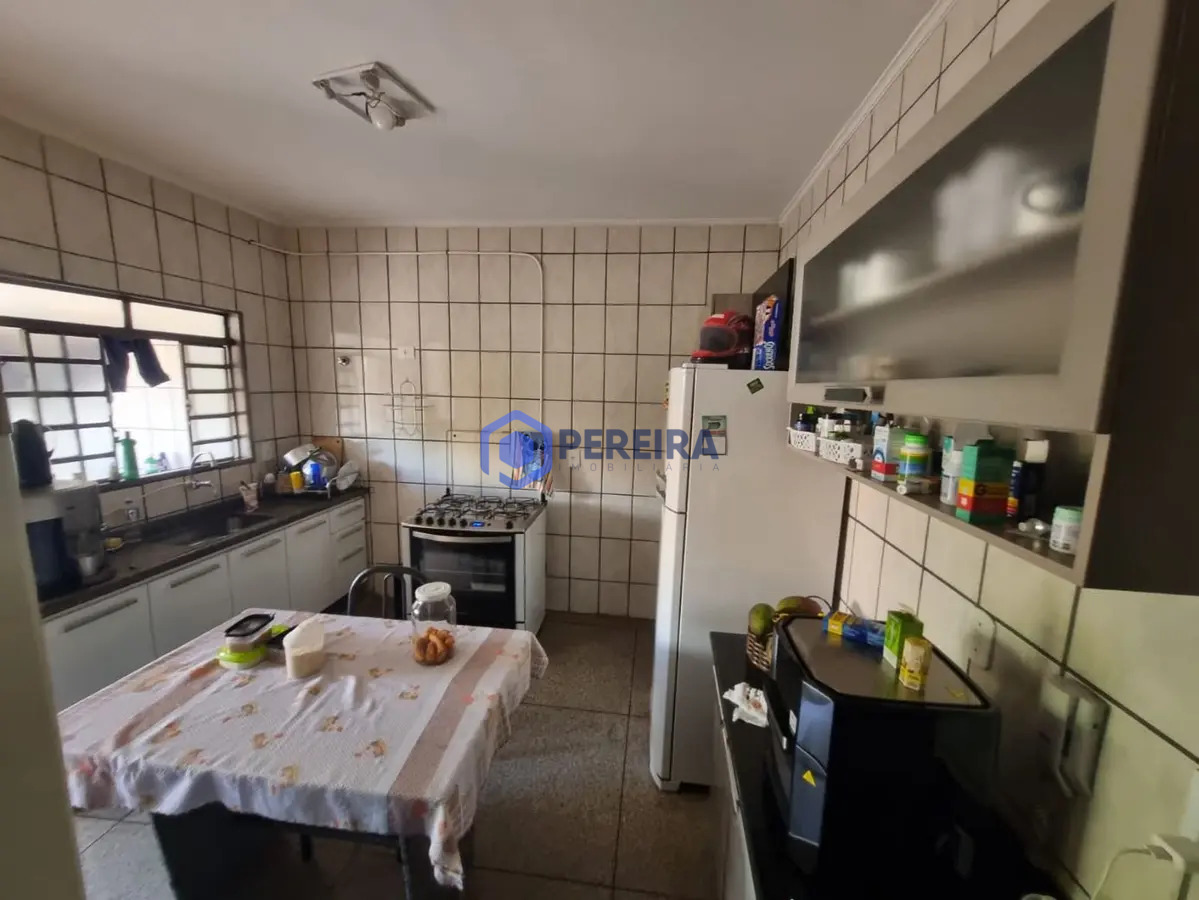 Apartamento com 3 dormitórios à venda, 115 m² por R$ 300.000 - Chácara Aviação - Votuporanga/SP - Foto 3