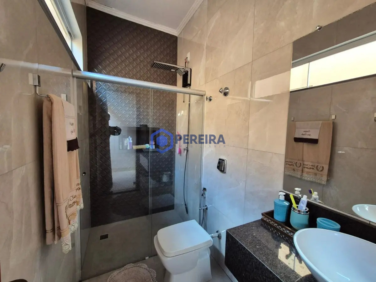 Casa à Venda - 3 Dorms e 2 Suítes - Chácara das Paineiras, Votuporanga - Foto 4