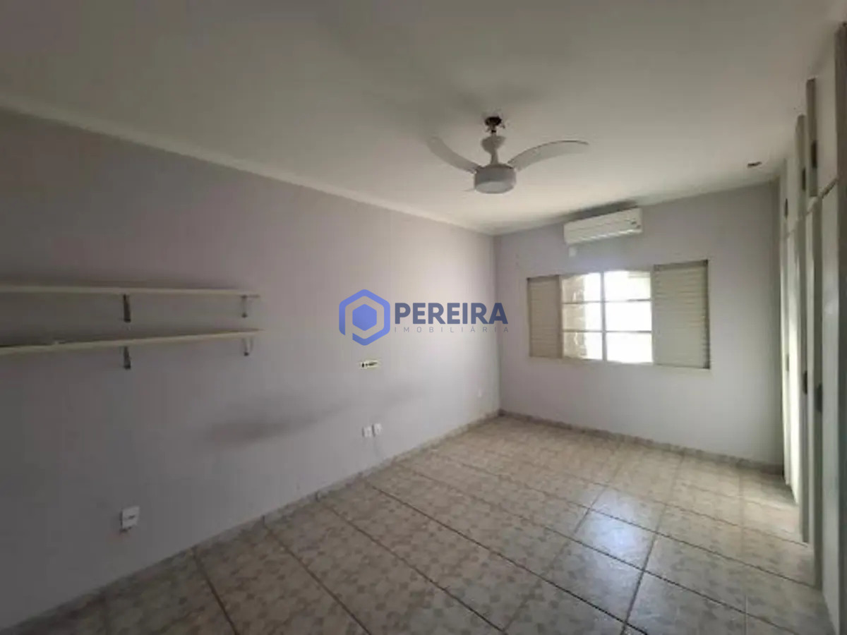 Casa para Venda - 3 dorms, 1 suítes - Vila Marim, Votuporanga - R$ 750.000 - Foto 2