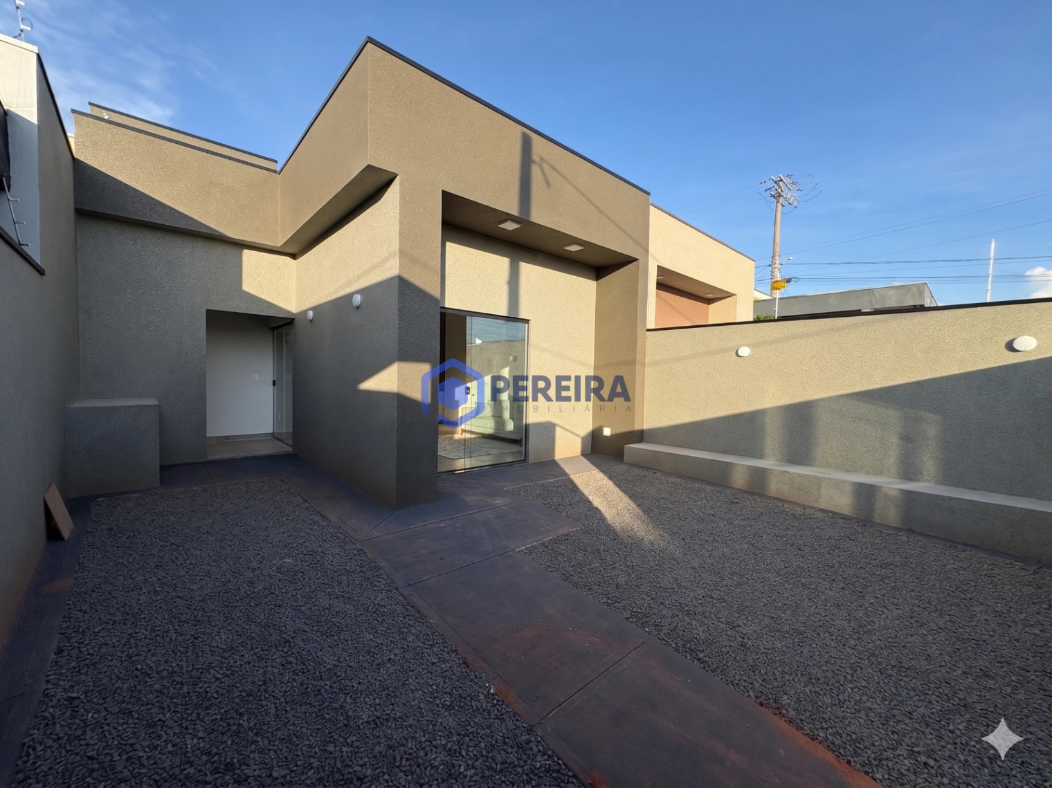 Casa à Venda com 2 Dorms e 1 Suíte - Jardim dos Pinheiros, Votuporanga - Foto 4