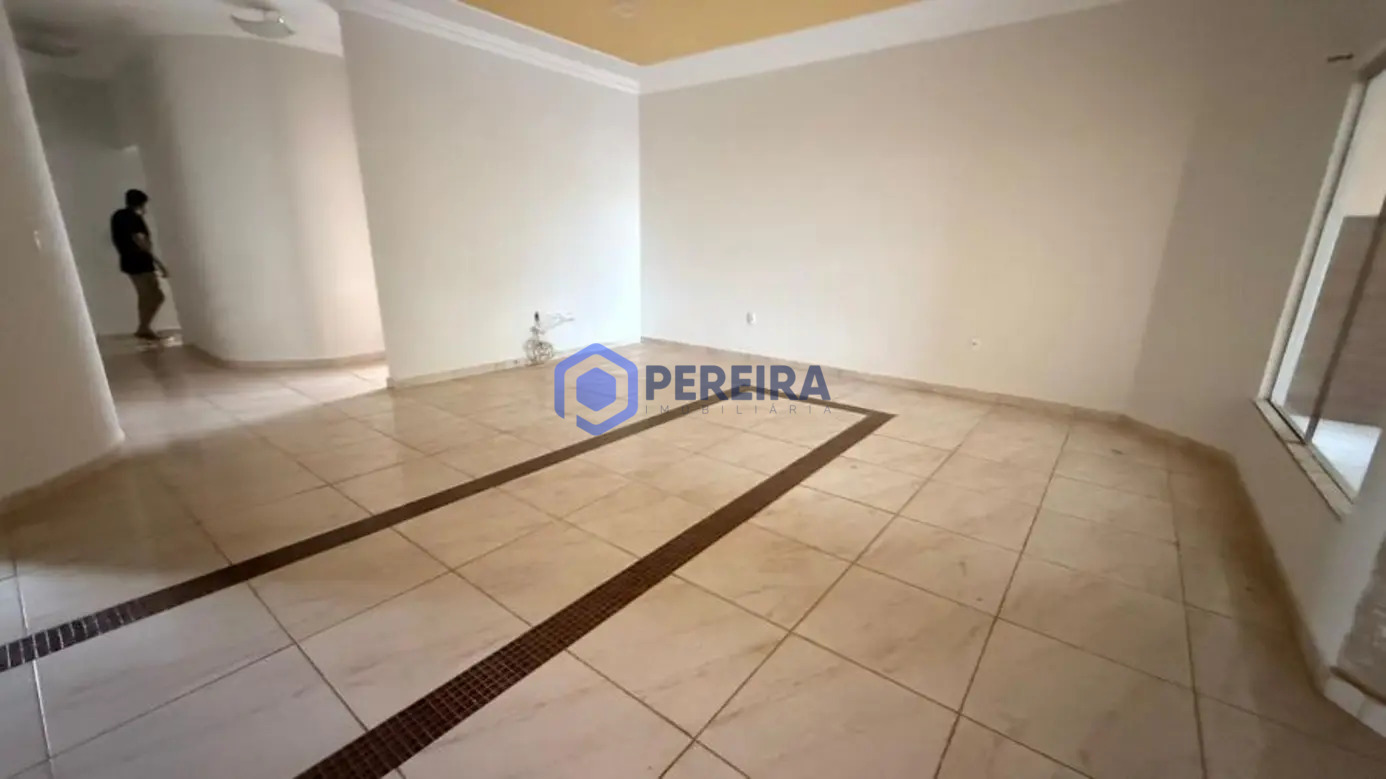 Casa para Venda - 3 dorms, 1 suítes - Jardim Universitário, Votuporanga - R$ 700.000 - Foto 4