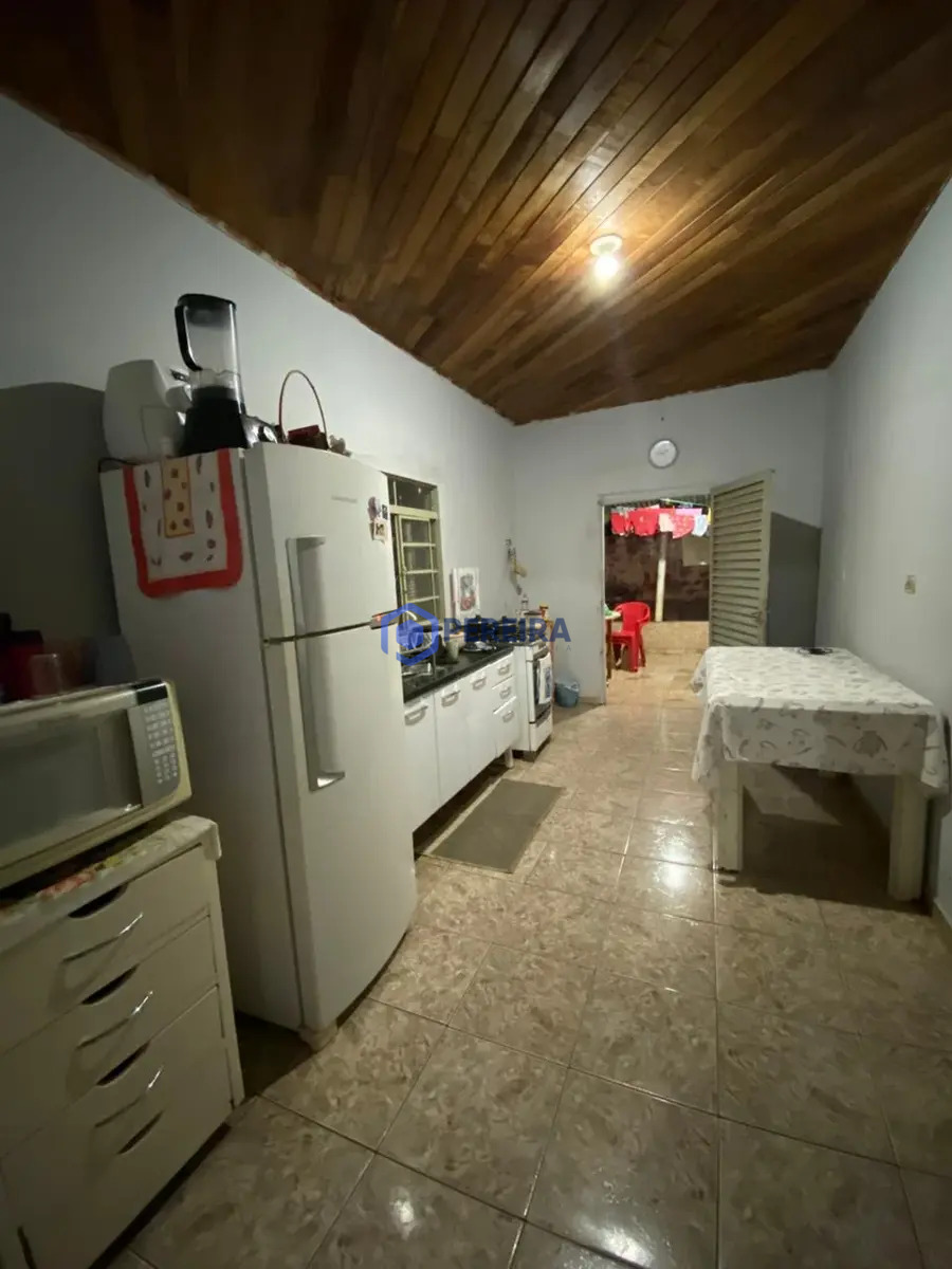 Casa à Venda com 3 Dormitórios - Estação, Votuporanga - Foto 2