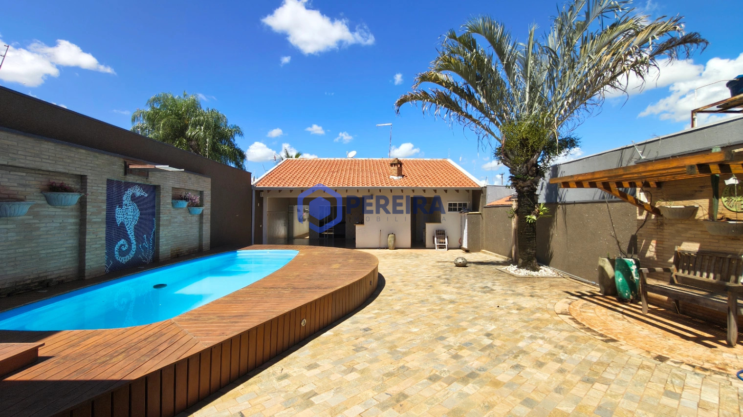 Casa à Venda com 3 Dorms e 2 Suítes - Santa Luzia, Votuporanga - Foto 3