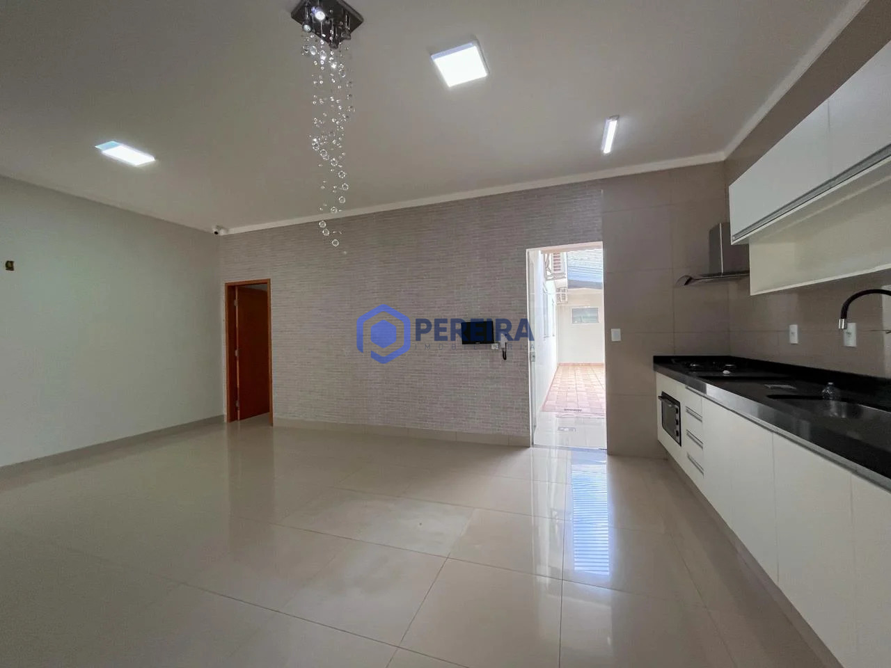 Casa à Venda com 3 Dorms e 1 suíte - Jardim Residencial Eulália, Votuporanga - Foto 3