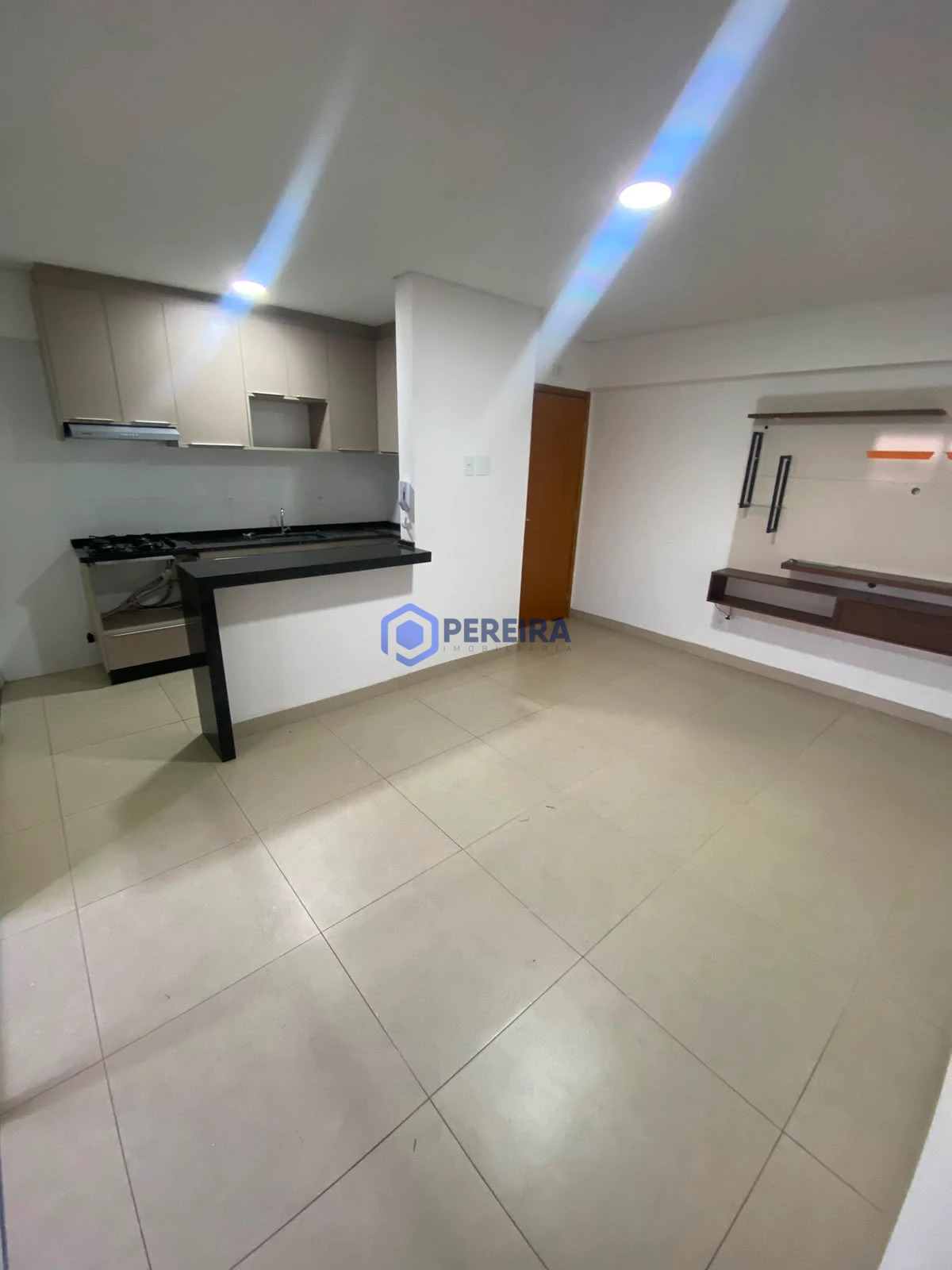 Apartamento à Locação/Venda - 2 Dormitórios e 1 Suíte - Vila Marim, Votuporanga - Foto 2
