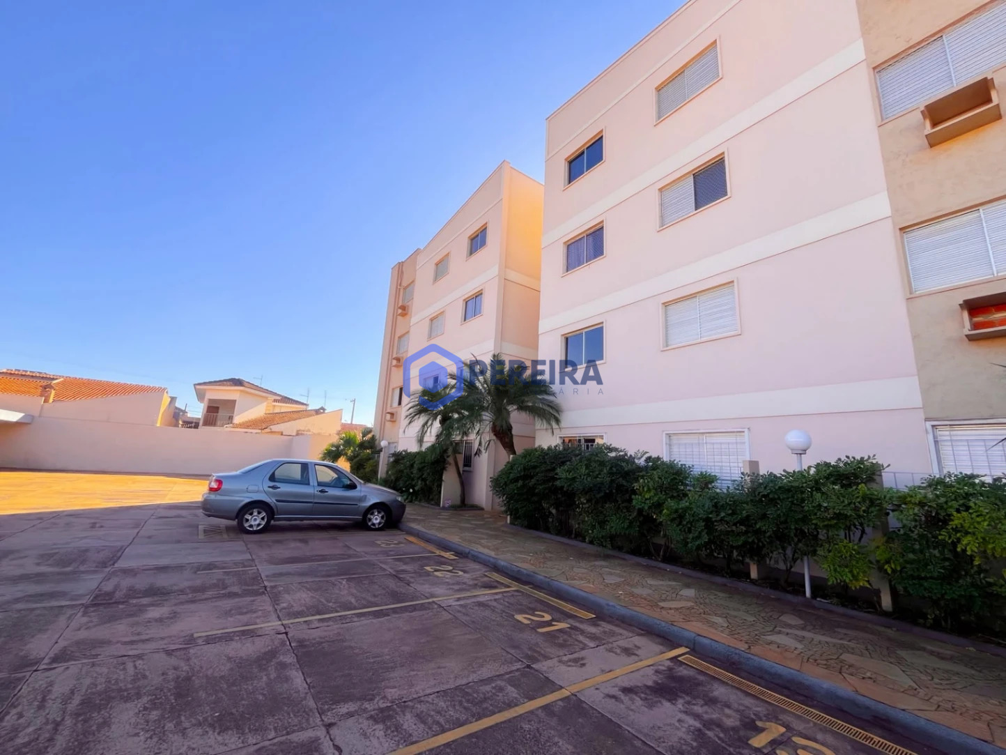 Apartamento à Venda - 3 Dormitórios e 1 Suíte - Parque Rio Vermelho (Morini), Votuporanga - Foto principal