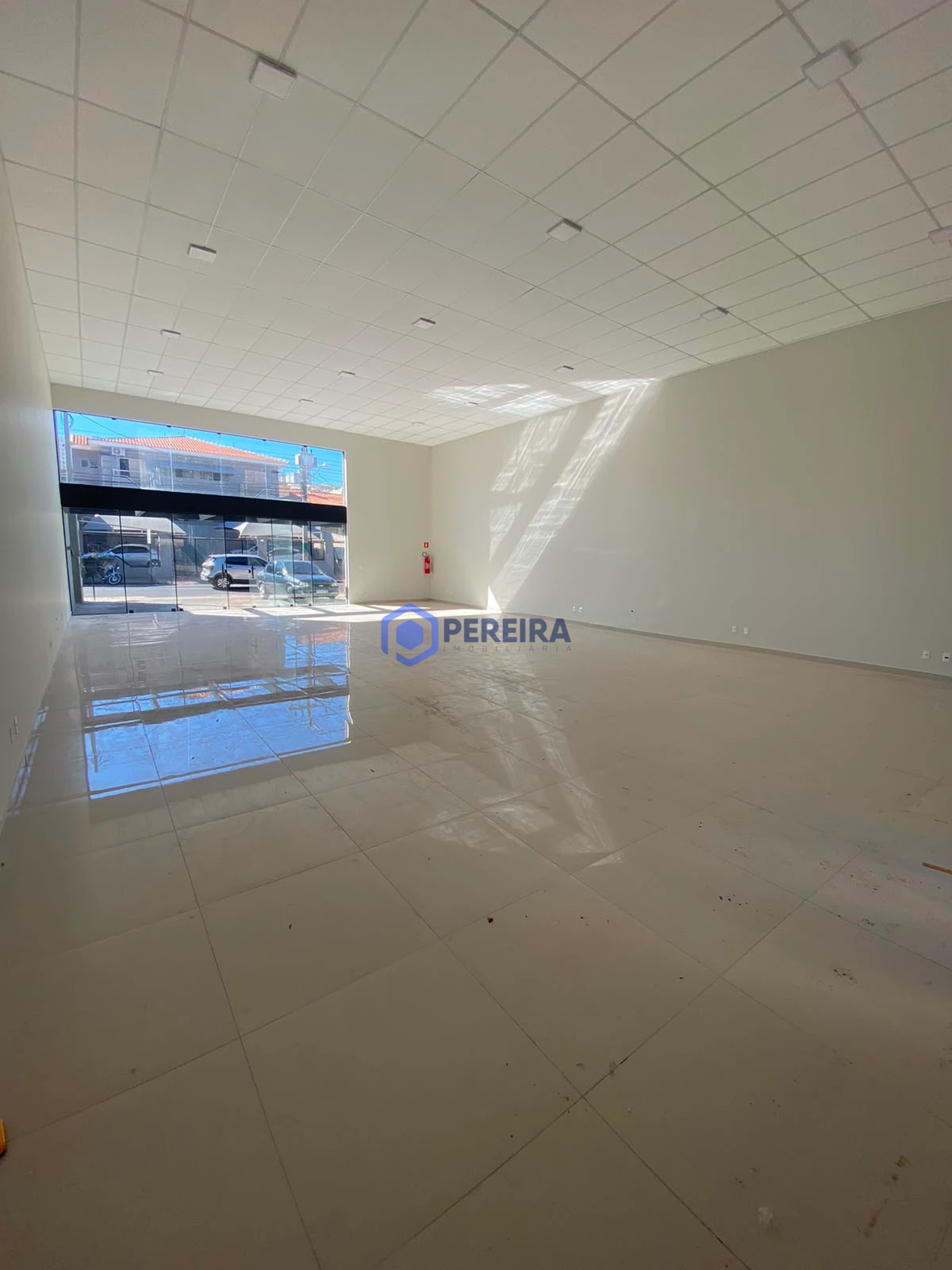 Salão Comercial para Locação - 218m² - Parque Oito de Agosto, Votuporanga - Foto 3