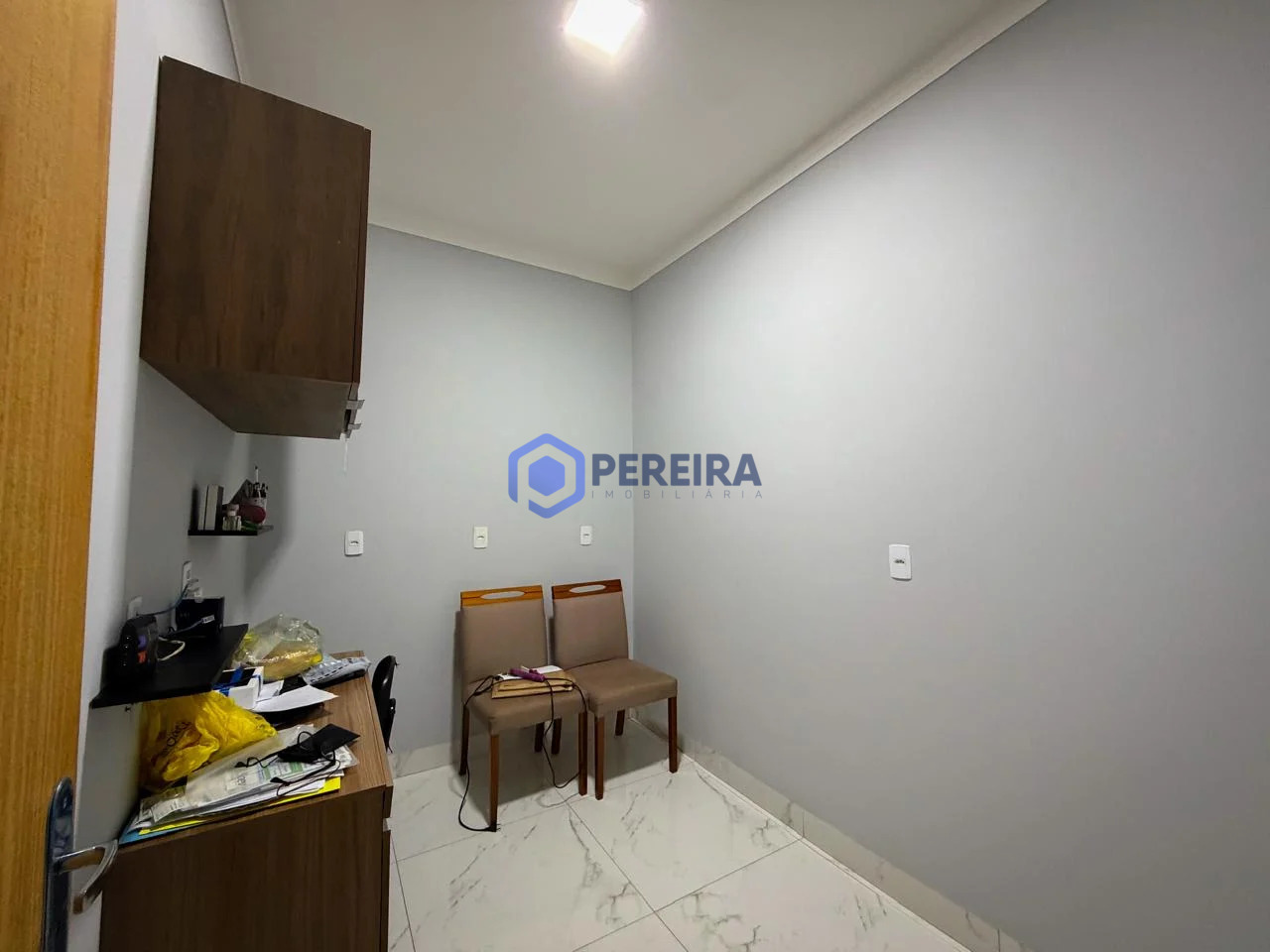 Casa à Venda - 3 Dormitórios e 1 Suíte - Parque Cidade Jardim II, Votuporanga - Foto 3