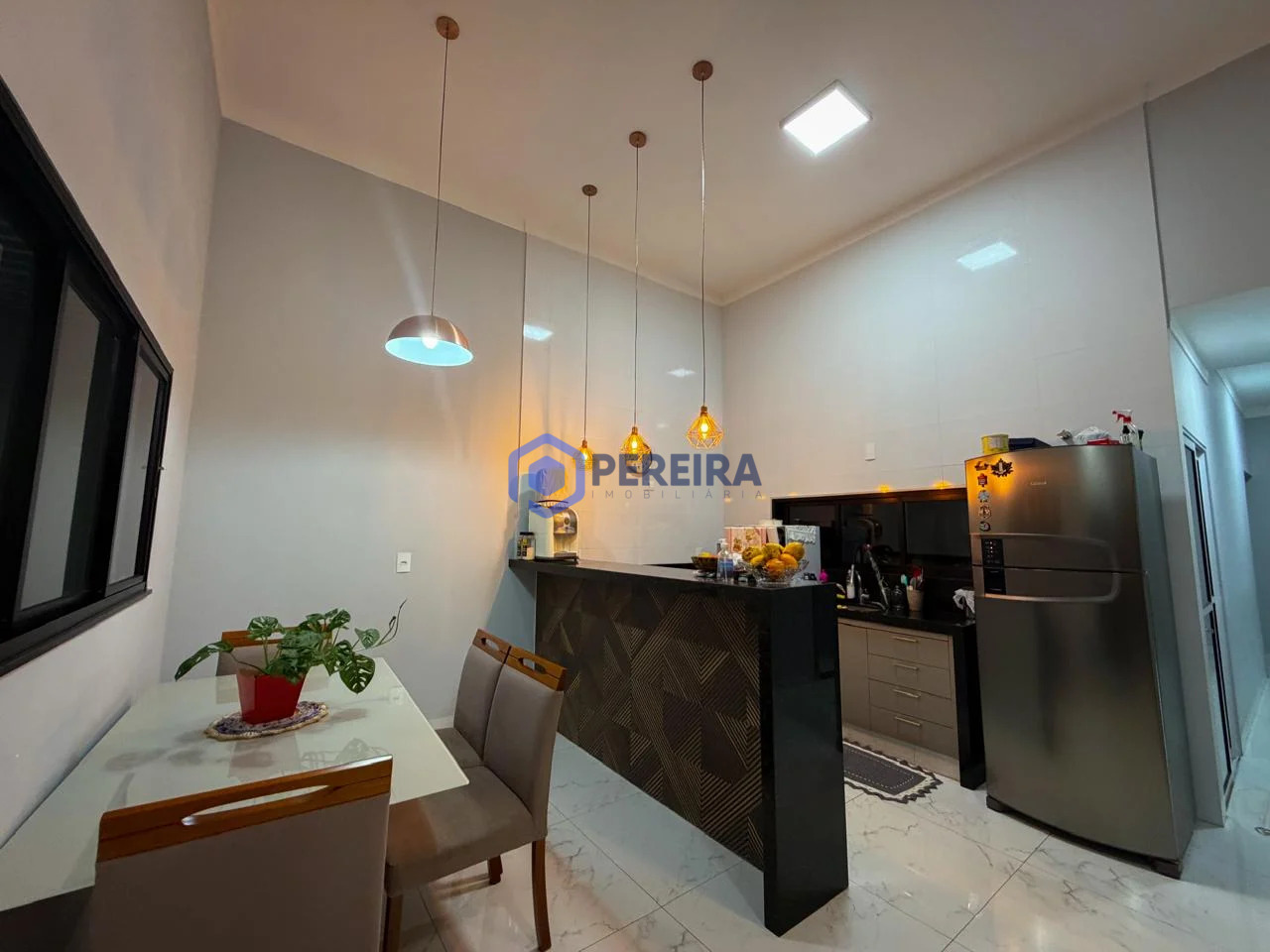 Casa à Venda - 3 Dormitórios e 1 Suíte - Parque Cidade Jardim II, Votuporanga - Foto 4