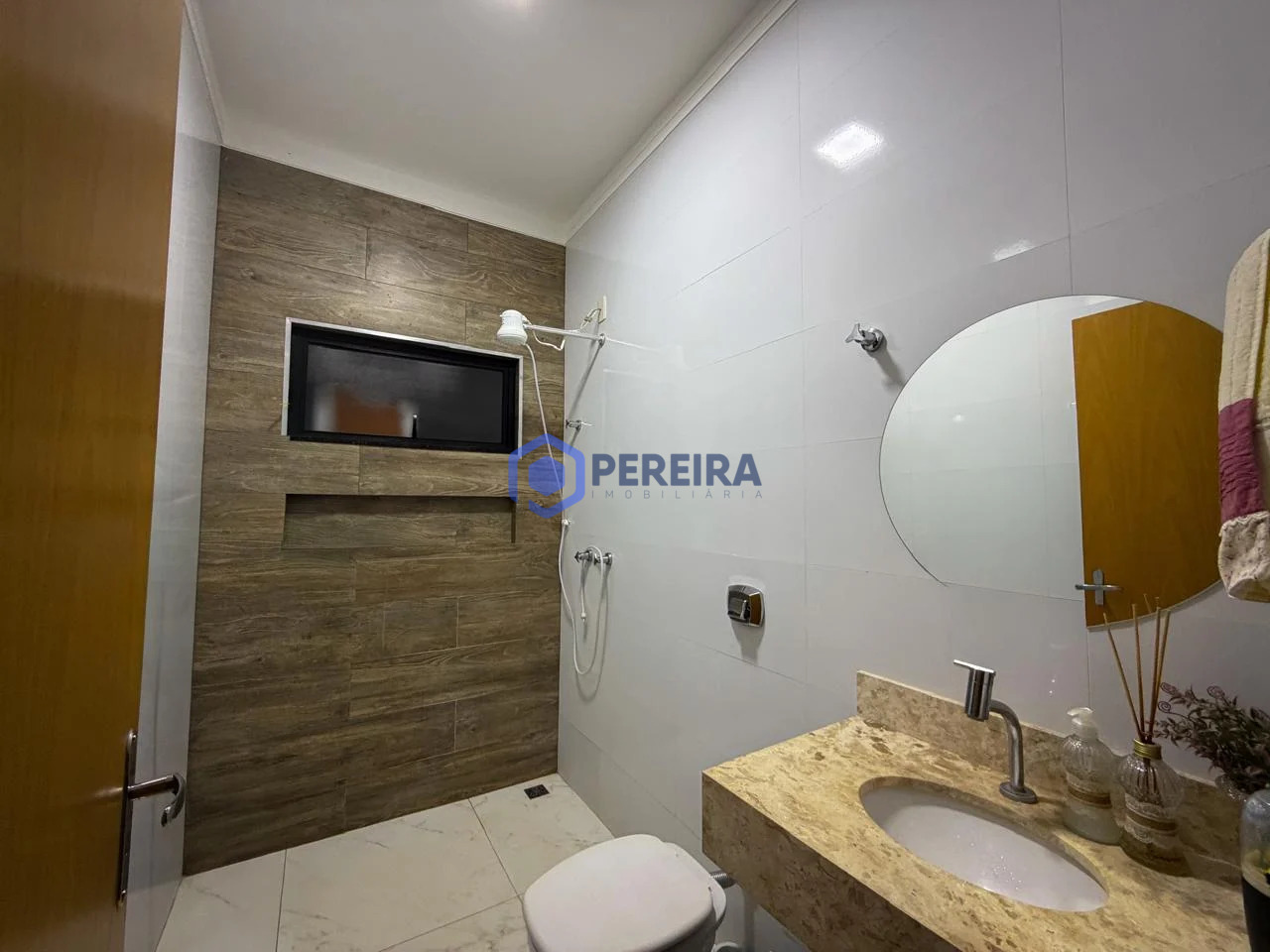 Casa à Venda - 3 Dormitórios e 1 Suíte - Parque Cidade Jardim II, Votuporanga - Foto 5