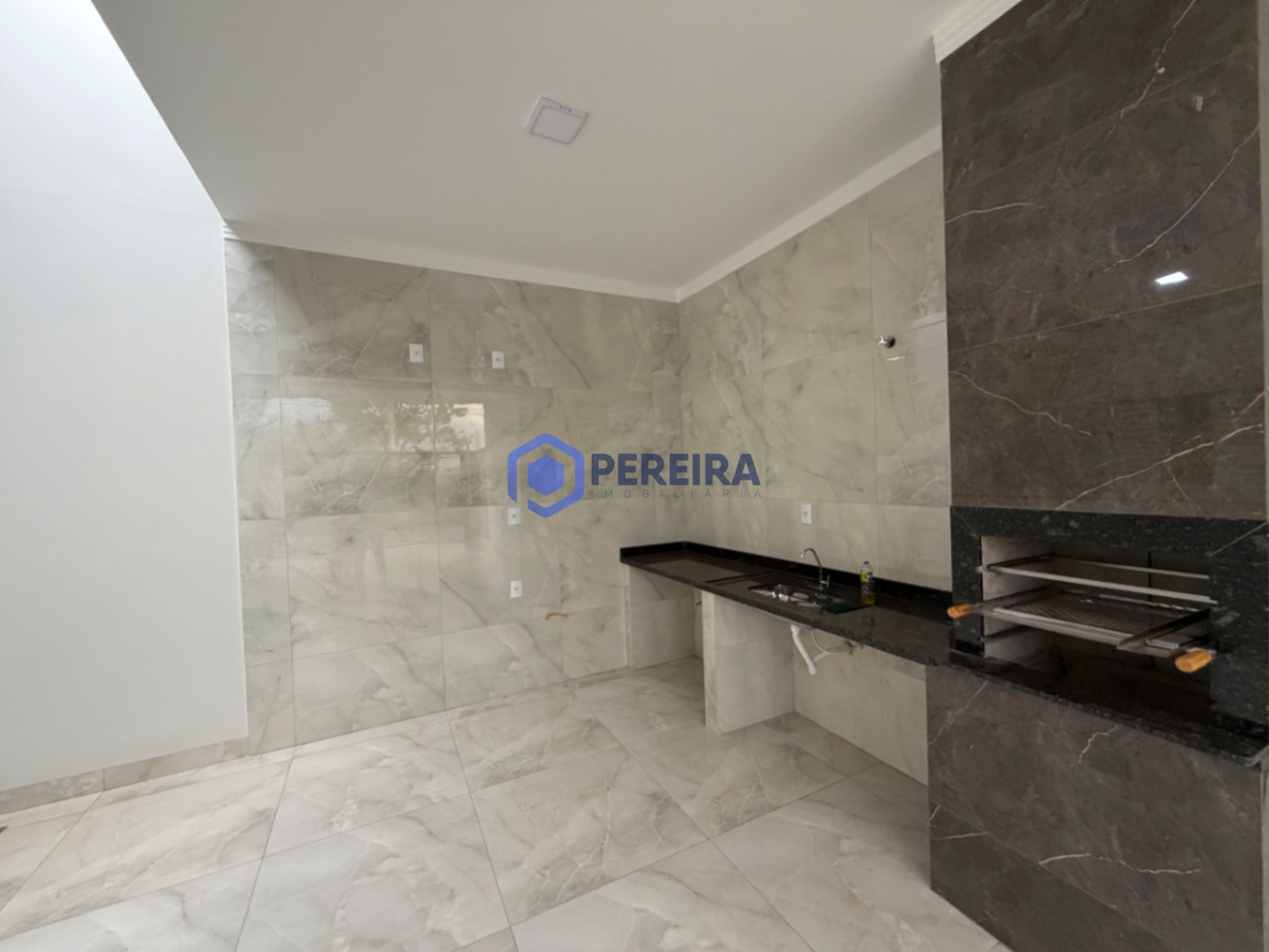 Casa espetacular no bairro Moreira - Foto 4