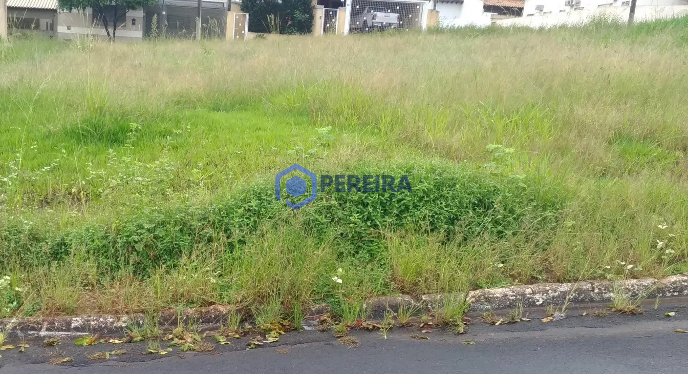 Terreno à venda, 147 m² por R$ 60.000,00 - Centro - Valentim Gentil/SP - Foto principal