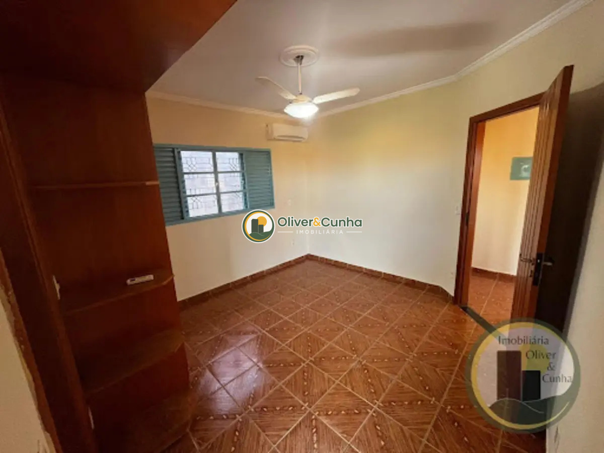 Casa Assobradada à Venda no Centro de Nova Luzitânia – 223m² - Foto 4