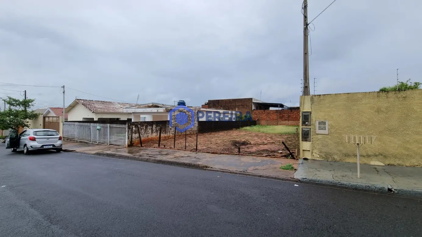 Terreno à venda, 350 m² por R$ 180.000,00 - Pozzobon - Votuporanga/SP - Foto principal