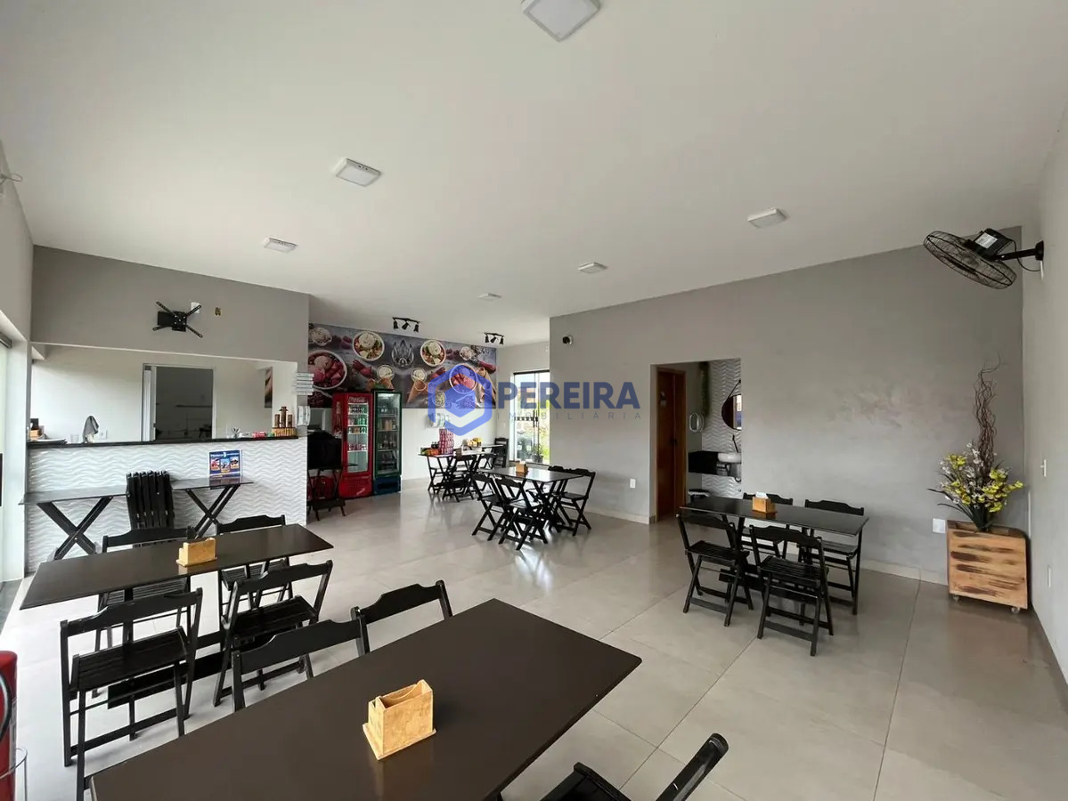 Salão à venda, 109 m² por R$ 380.000,00 - Centro - Valentim Gentil/SP - Foto principal
