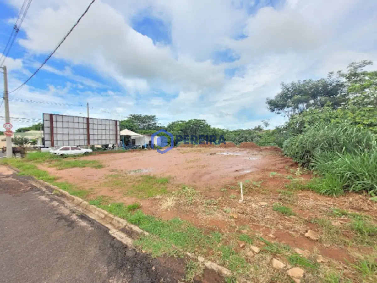 Terreno à venda, 940 m² por R$ 1.270.000,00 - Jardim dos Pinheiros - Votuporanga/SP - Foto principal