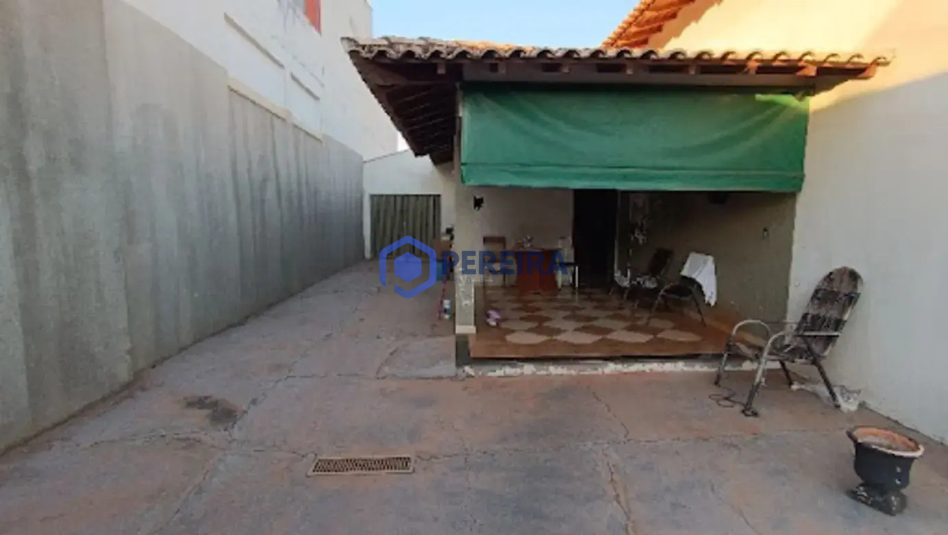 Casa à Venda - 3 Dorms e 1 Suíte - Patrimônio Novo, Votuporanga - Foto 2
