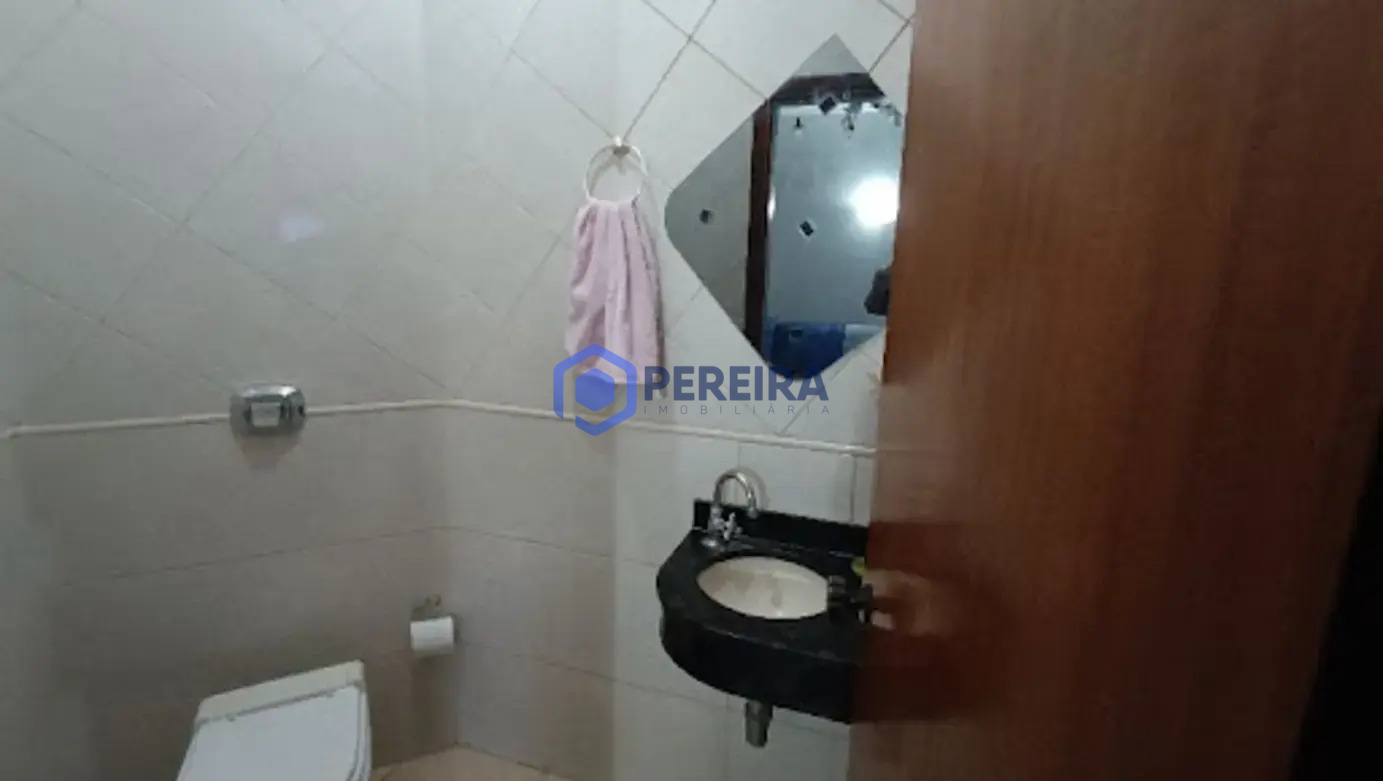 Casa à Venda - 3 Dorms e 1 Suíte - Patrimônio Novo, Votuporanga - Foto 5