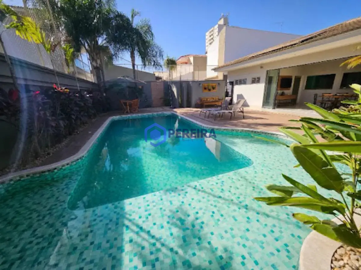 Casa com 3 dormitórios à venda, 290 m² por R$ 1.850.000,00 - Centro - Votuporanga/SP - Foto principal