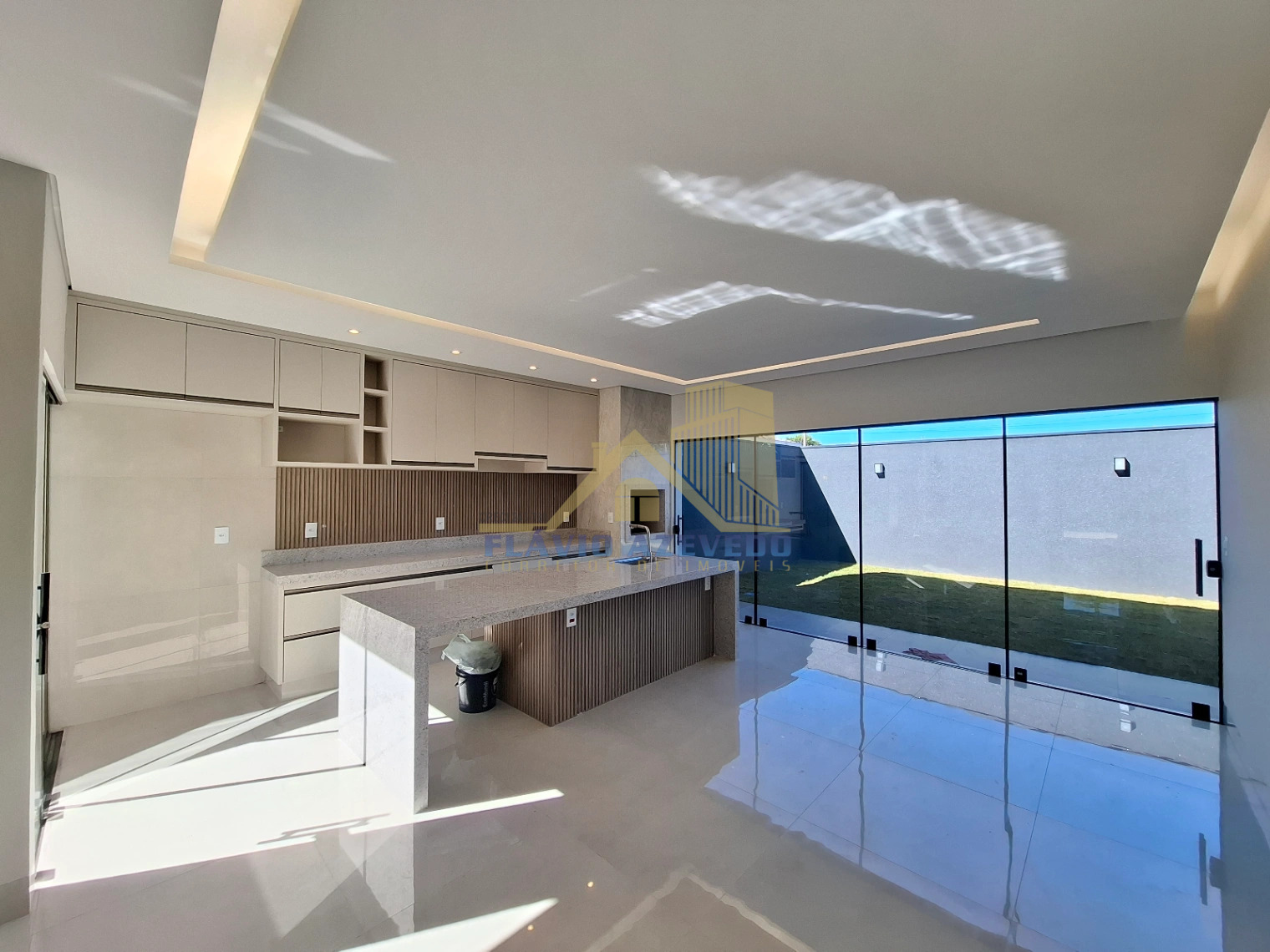 Casa à Venda com 3 Dorms e 1 suíte - Jardim Bom Clima, Votuporanga - Foto 5