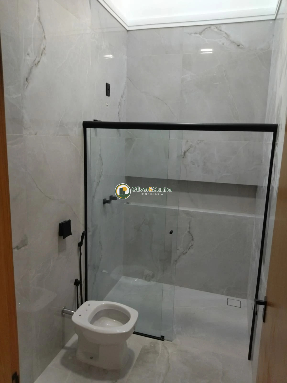 Casa à Venda - 3 Dormitórios e 1 Suíte - Vilar, Votuporanga - Foto 5