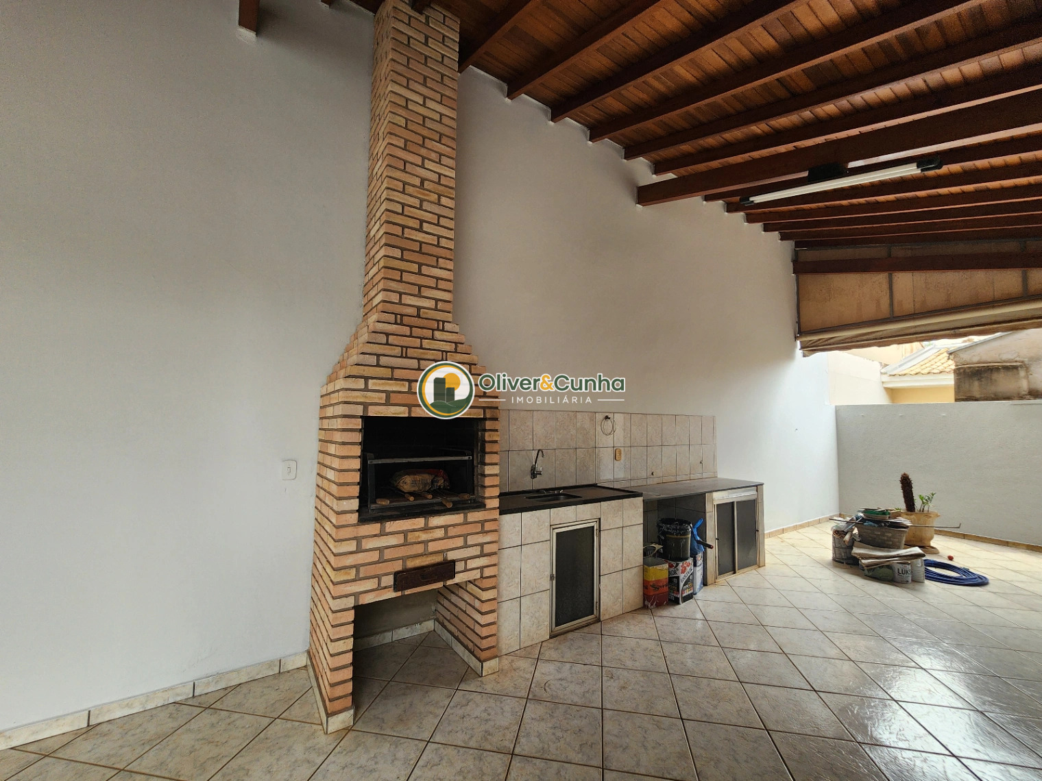 Casa à Venda - 3 Dormitórios e 1 Suíte - Chácara Aviação, Votuporanga - Foto principal