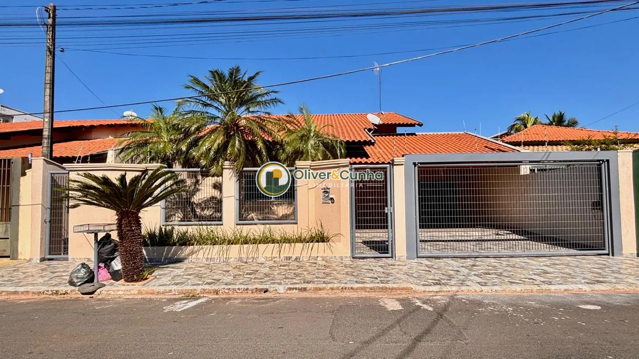 Casa à Venda - 3 Dormitórios, 1 Suíte - Centro, Valentim Gentil - Foto principal