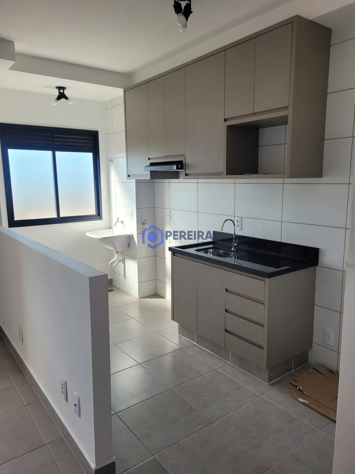 Apartamento para Locação - 2 Dorms e 1 Suíte - Primeiro Distrito Industrial, Votuporanga - Foto principal