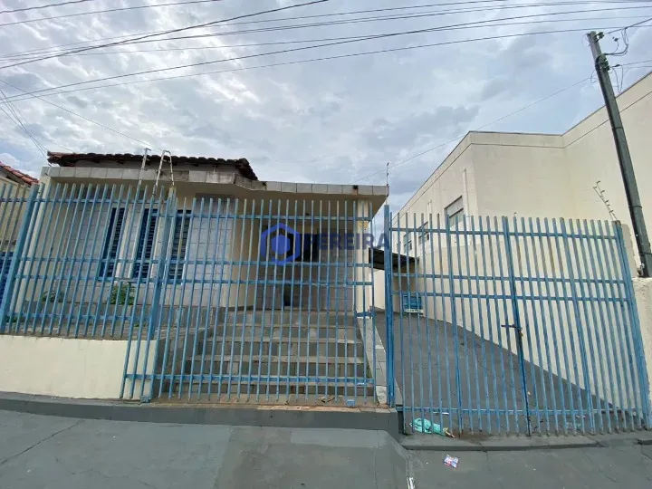Casa para Locação - 2 Dormitórios e 1 Suíte - Recanto dos Esportes, Votuporanga - Foto principal